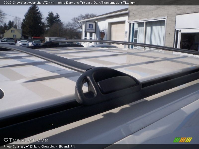 White Diamond Tricoat / Dark Titanium/Light Titanium 2012 Chevrolet Avalanche LTZ 4x4