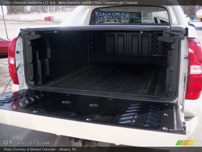 White Diamond Tricoat / Dark Titanium/Light Titanium 2012 Chevrolet Avalanche LTZ 4x4