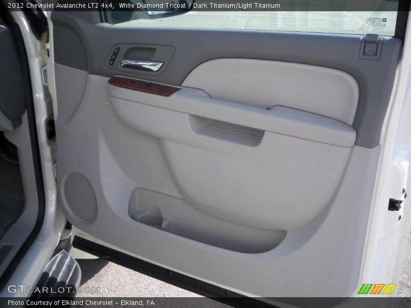 White Diamond Tricoat / Dark Titanium/Light Titanium 2012 Chevrolet Avalanche LTZ 4x4