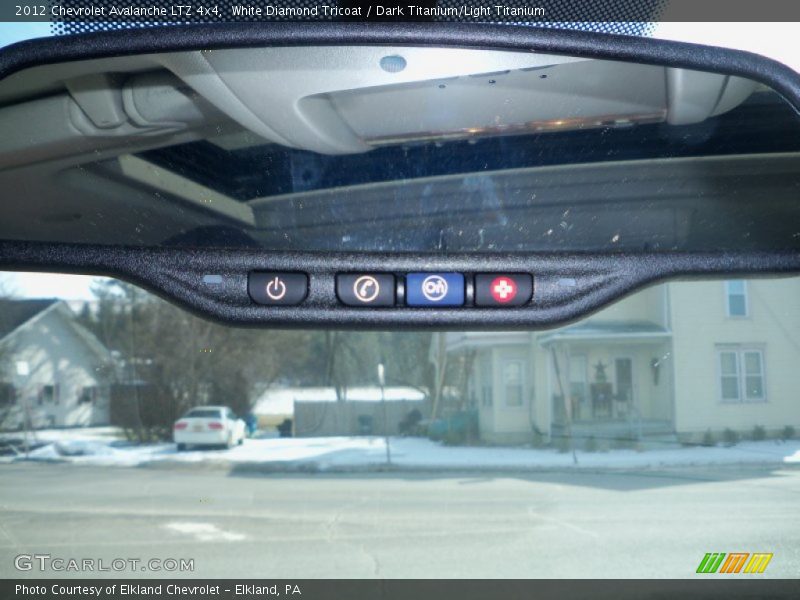 White Diamond Tricoat / Dark Titanium/Light Titanium 2012 Chevrolet Avalanche LTZ 4x4