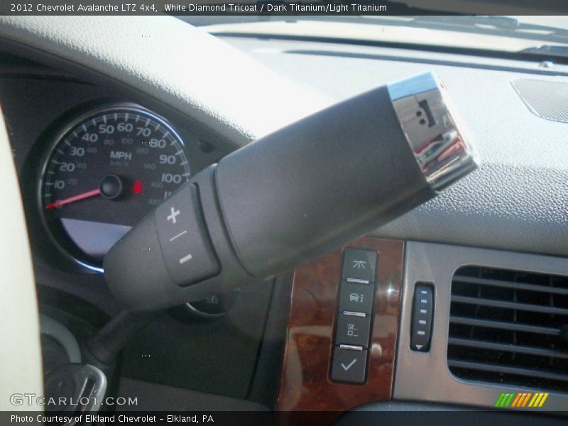 White Diamond Tricoat / Dark Titanium/Light Titanium 2012 Chevrolet Avalanche LTZ 4x4