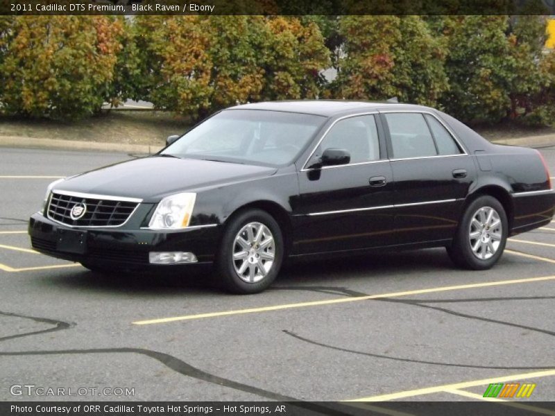 Front 3/4 View of 2011 DTS Premium