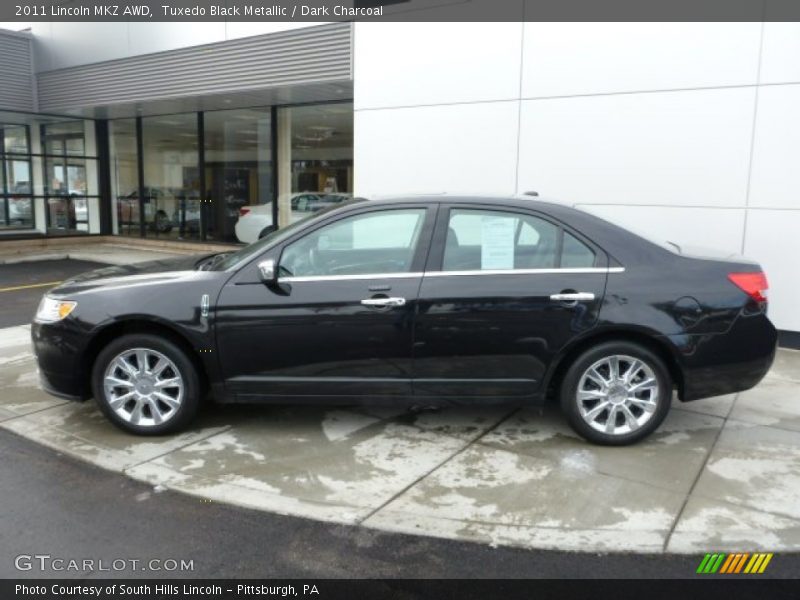 Tuxedo Black Metallic / Dark Charcoal 2011 Lincoln MKZ AWD