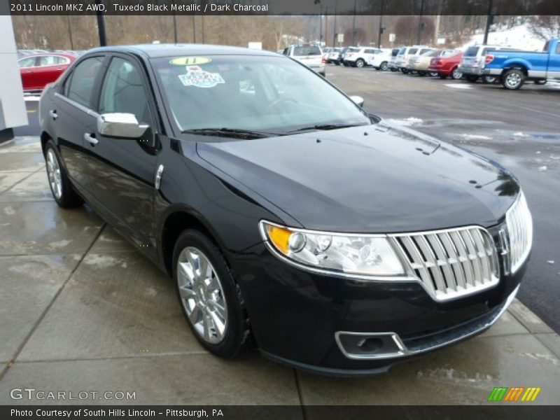 Tuxedo Black Metallic / Dark Charcoal 2011 Lincoln MKZ AWD