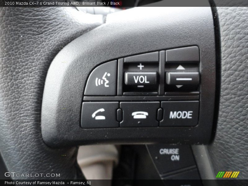 Controls of 2010 CX-7 s Grand Touring AWD