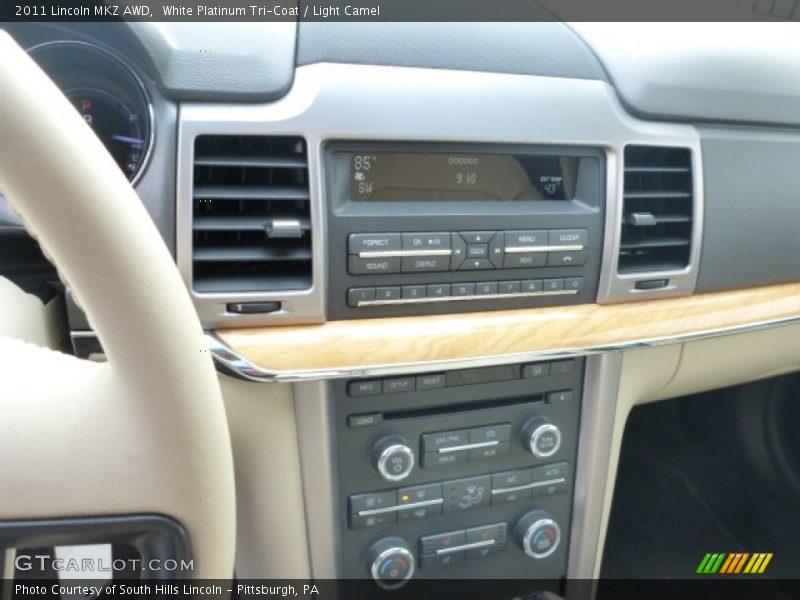 Controls of 2011 MKZ AWD