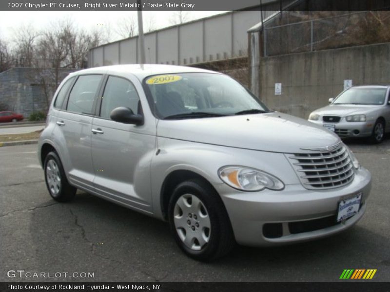 Front 3/4 View of 2007 PT Cruiser 