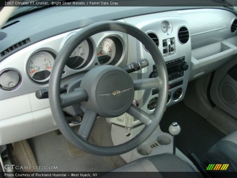 Dashboard of 2007 PT Cruiser 