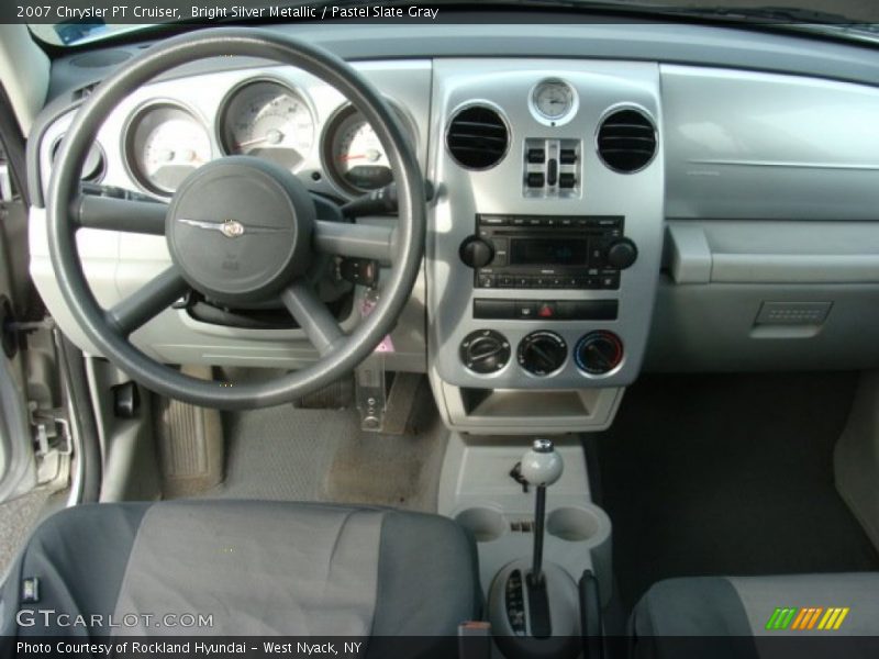 Dashboard of 2007 PT Cruiser 