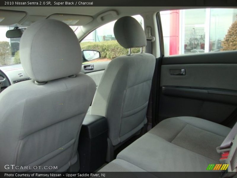 Super Black / Charcoal 2010 Nissan Sentra 2.0 SR