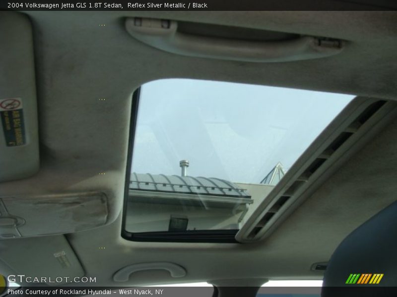 Reflex Silver Metallic / Black 2004 Volkswagen Jetta GLS 1.8T Sedan