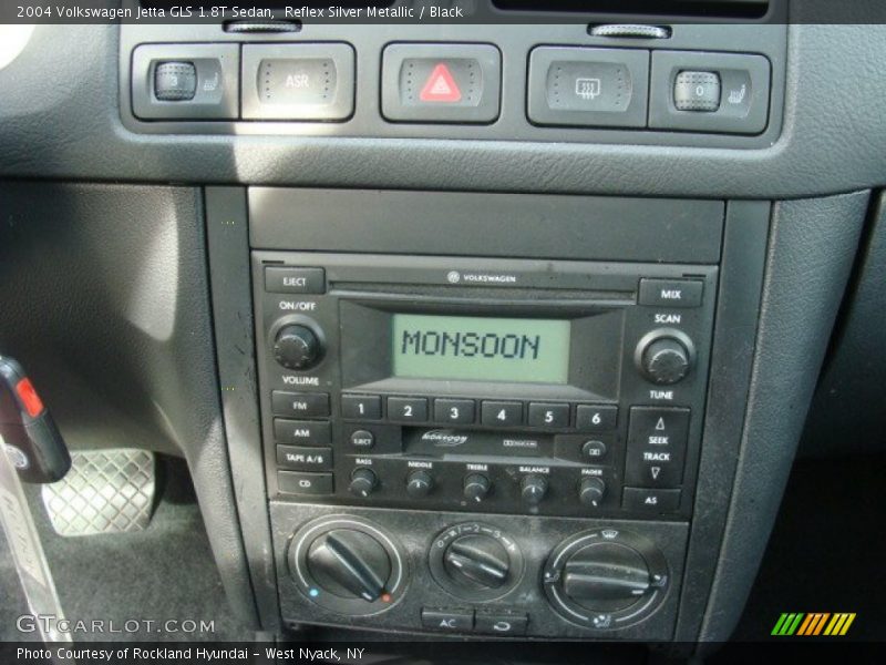 Reflex Silver Metallic / Black 2004 Volkswagen Jetta GLS 1.8T Sedan