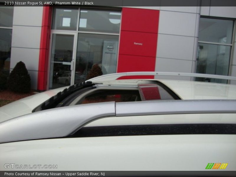 Phantom White / Black 2010 Nissan Rogue SL AWD