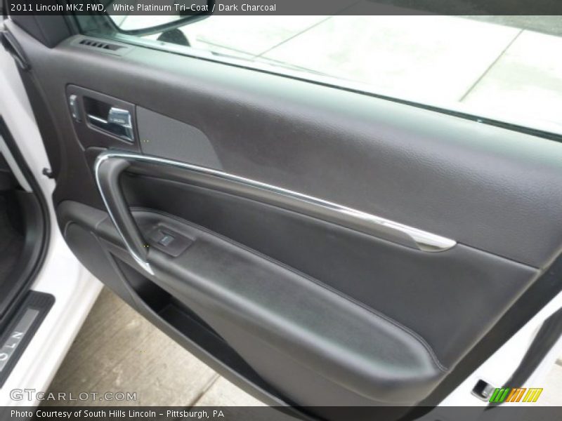 White Platinum Tri-Coat / Dark Charcoal 2011 Lincoln MKZ FWD