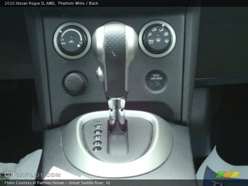 Phantom White / Black 2010 Nissan Rogue SL AWD