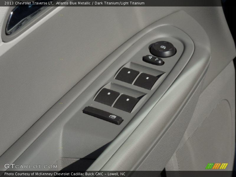 Atlantis Blue Metallic / Dark Titanium/Light Titanium 2013 Chevrolet Traverse LT