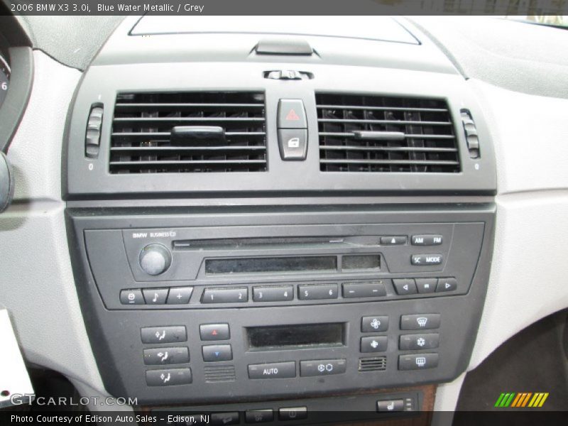 Controls of 2006 X3 3.0i