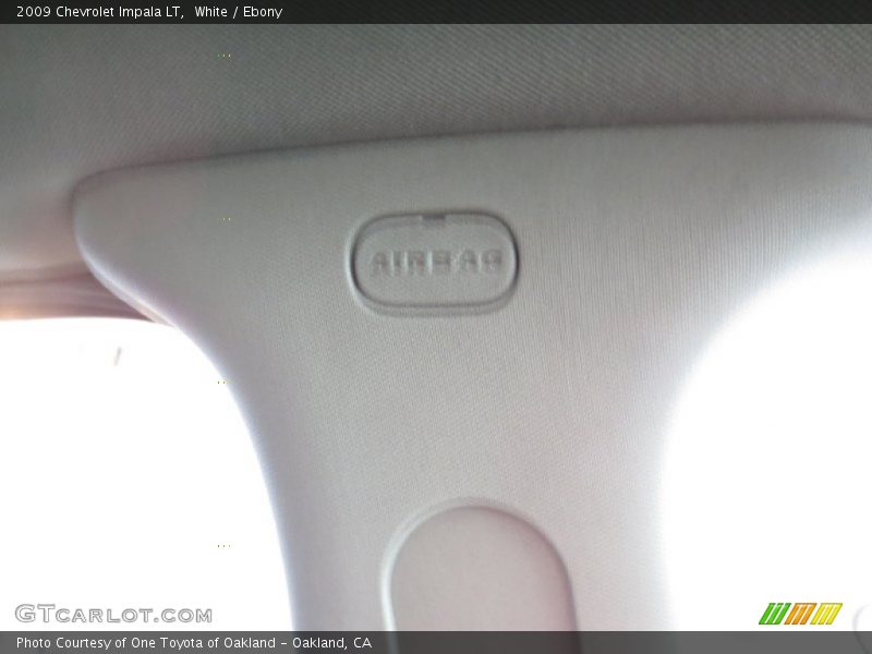White / Ebony 2009 Chevrolet Impala LT