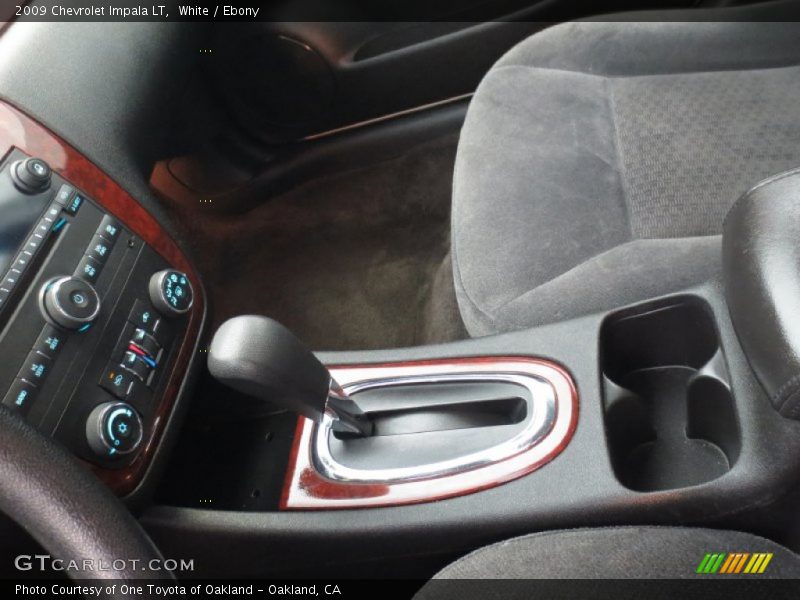 White / Ebony 2009 Chevrolet Impala LT