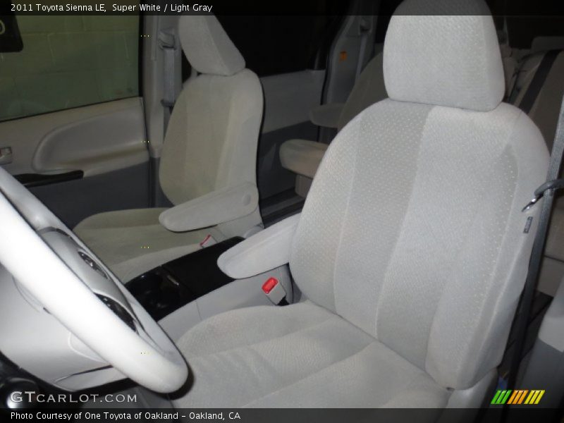 Super White / Light Gray 2011 Toyota Sienna LE