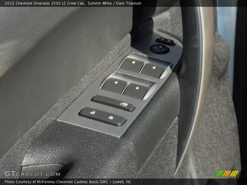 Summit White / Dark Titanium 2013 Chevrolet Silverado 1500 LS Crew Cab