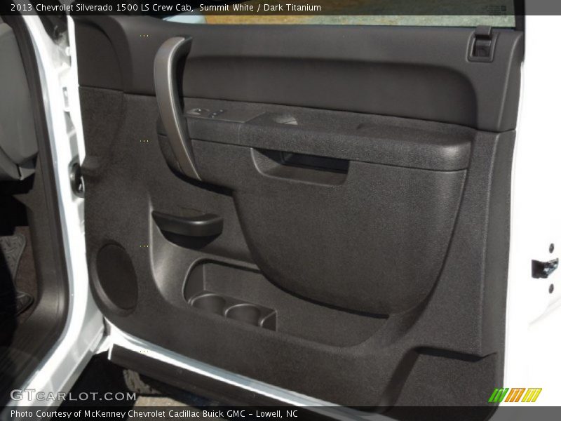 Summit White / Dark Titanium 2013 Chevrolet Silverado 1500 LS Crew Cab