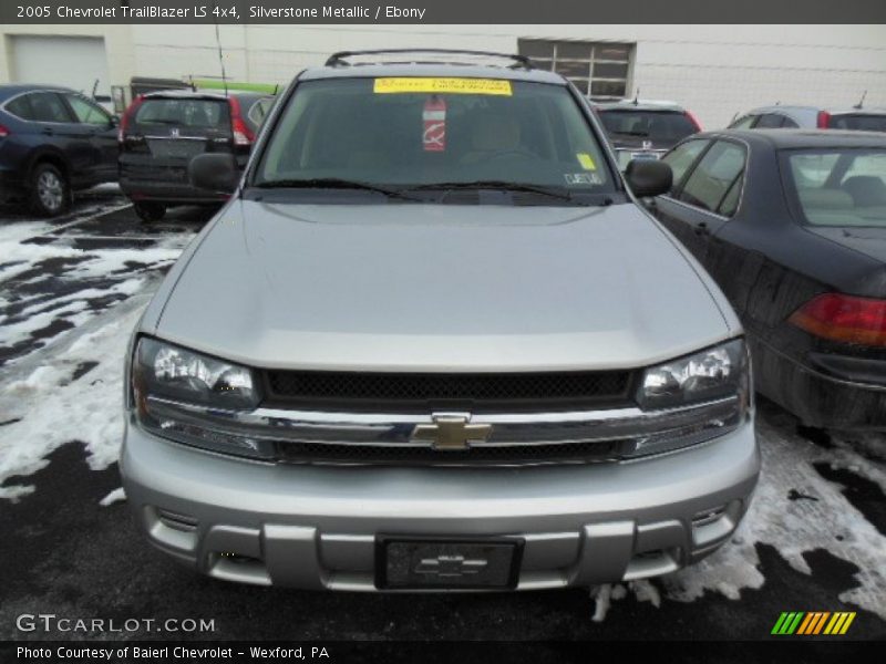 Silverstone Metallic / Ebony 2005 Chevrolet TrailBlazer LS 4x4