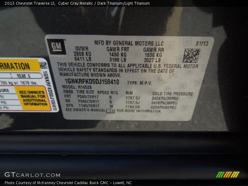 Cyber Gray Metallic / Dark Titanium/Light Titanium 2013 Chevrolet Traverse LS
