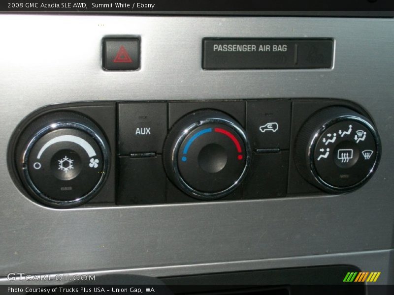 Controls of 2008 Acadia SLE AWD