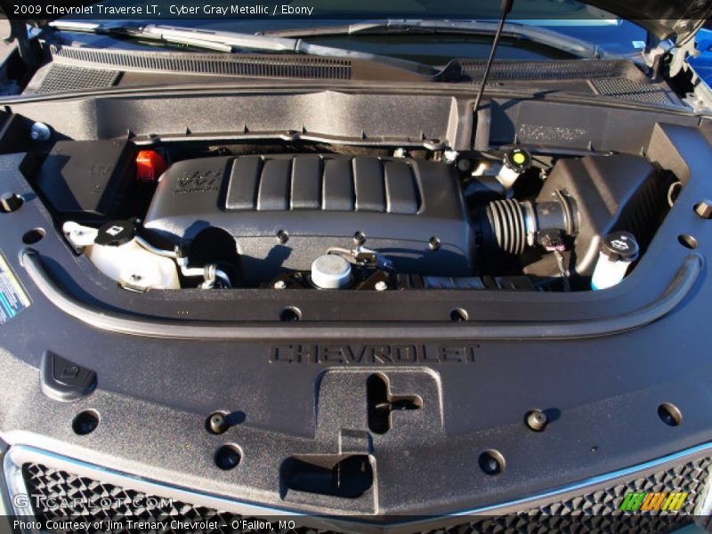 Cyber Gray Metallic / Ebony 2009 Chevrolet Traverse LT