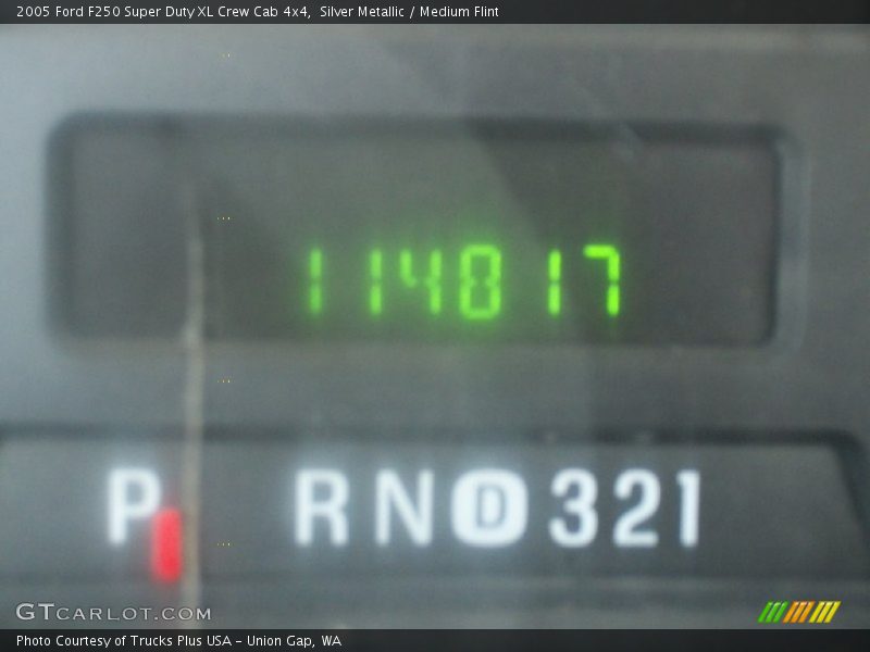 Silver Metallic / Medium Flint 2005 Ford F250 Super Duty XL Crew Cab 4x4