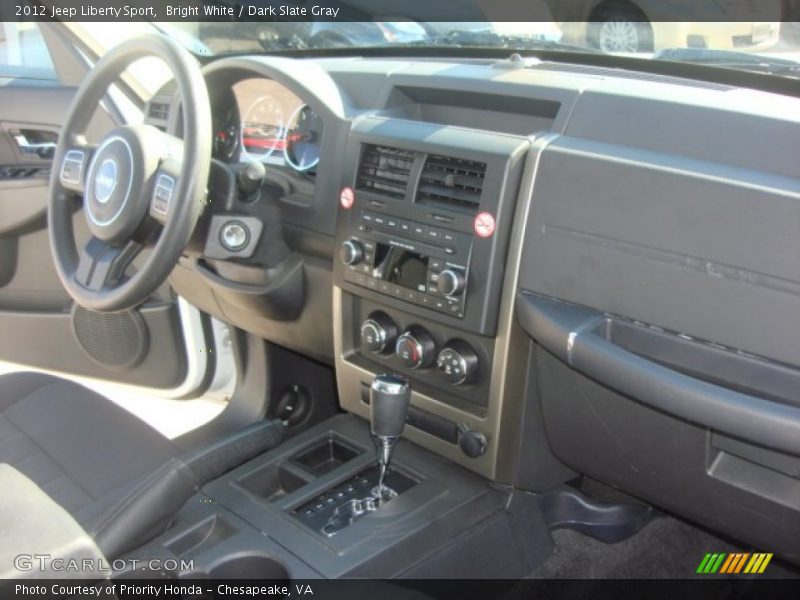 Bright White / Dark Slate Gray 2012 Jeep Liberty Sport