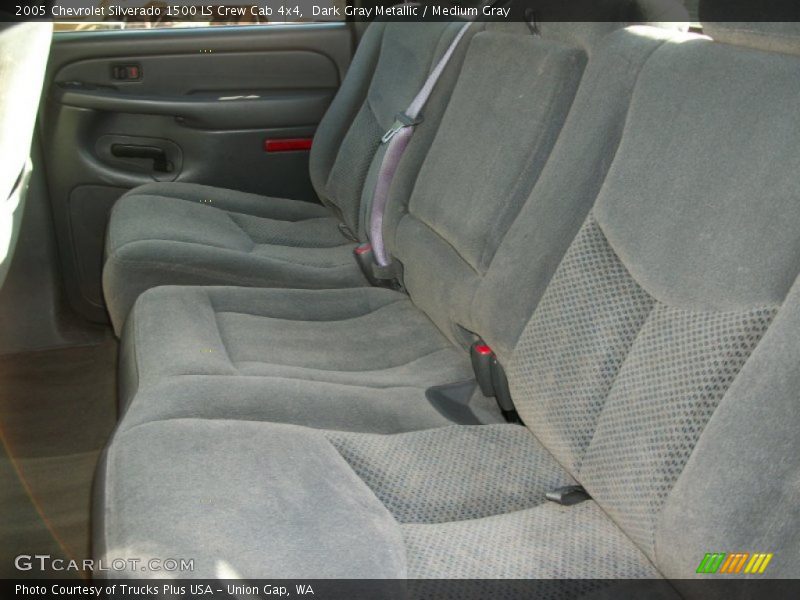 Dark Gray Metallic / Medium Gray 2005 Chevrolet Silverado 1500 LS Crew Cab 4x4