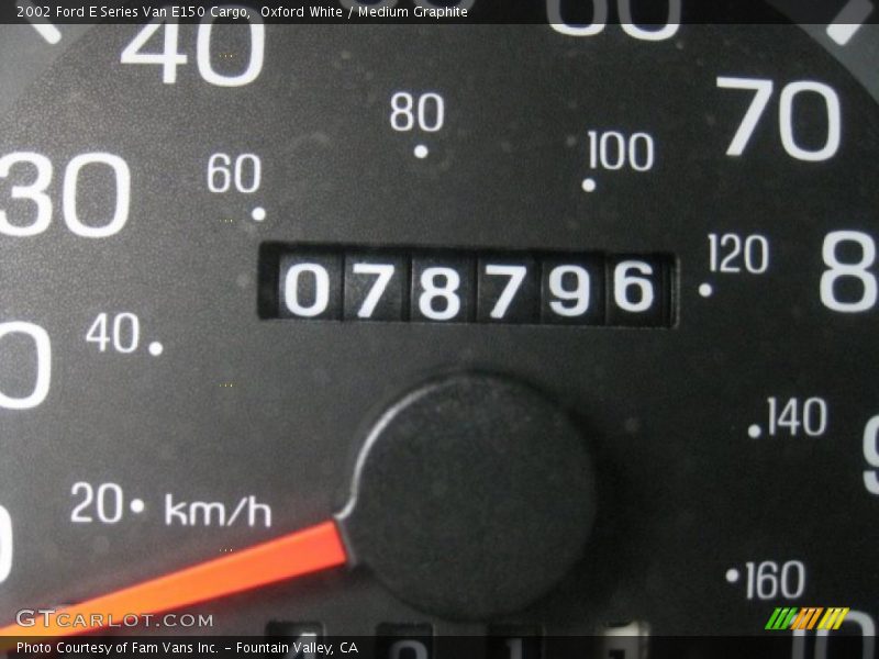 Oxford White / Medium Graphite 2002 Ford E Series Van E150 Cargo