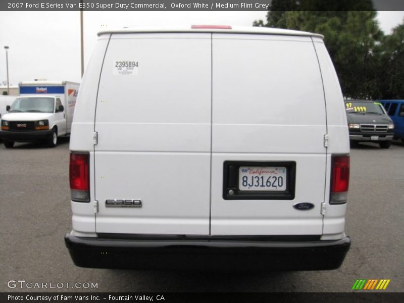 Oxford White / Medium Flint Grey 2007 Ford E Series Van E350 Super Duty Commercial