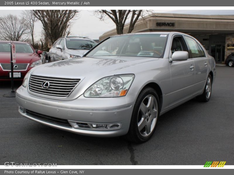 Front 3/4 View of 2005 LS 430 Sedan