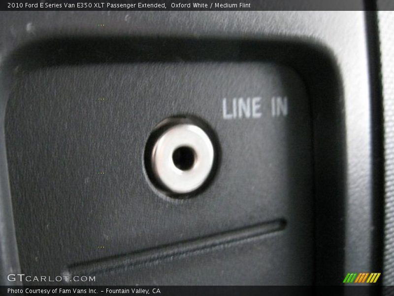 Oxford White / Medium Flint 2010 Ford E Series Van E350 XLT Passenger Extended