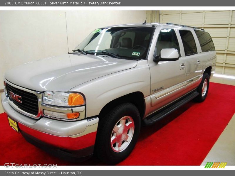 Silver Birch Metallic / Pewter/Dark Pewter 2005 GMC Yukon XL SLT