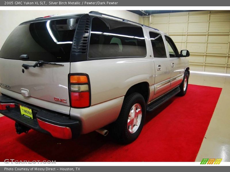 Silver Birch Metallic / Pewter/Dark Pewter 2005 GMC Yukon XL SLT
