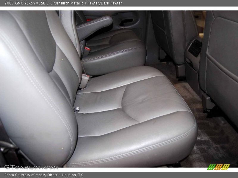 Silver Birch Metallic / Pewter/Dark Pewter 2005 GMC Yukon XL SLT