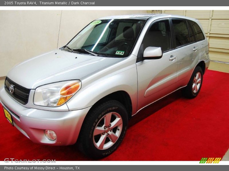 Titanium Metallic / Dark Charcoal 2005 Toyota RAV4