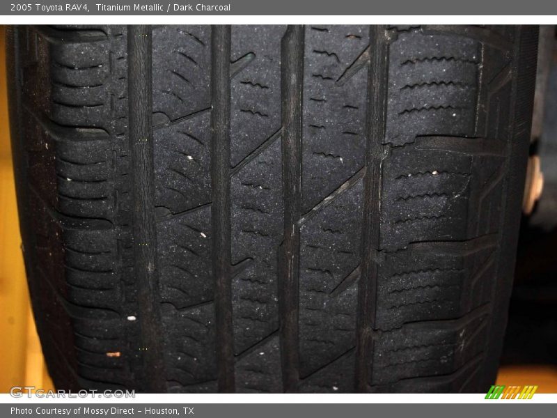 Titanium Metallic / Dark Charcoal 2005 Toyota RAV4