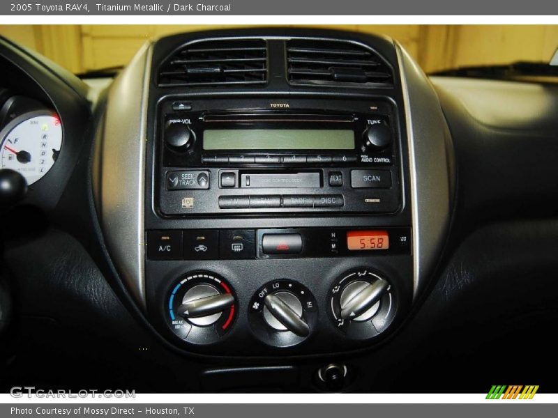 Titanium Metallic / Dark Charcoal 2005 Toyota RAV4