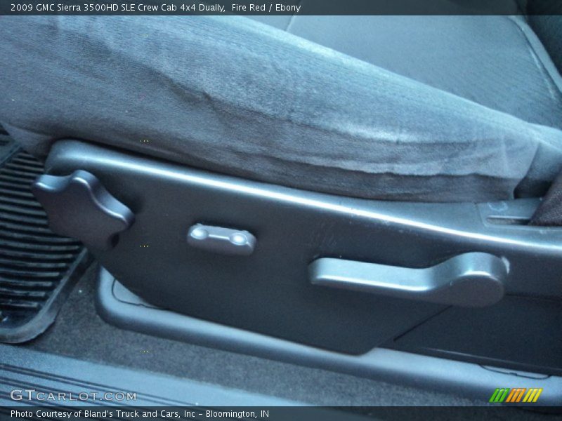 Fire Red / Ebony 2009 GMC Sierra 3500HD SLE Crew Cab 4x4 Dually