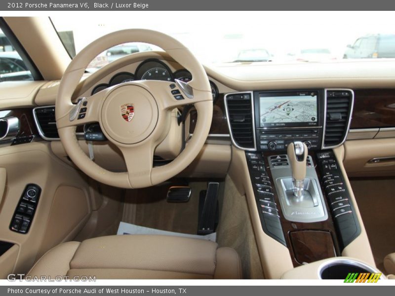 Dashboard of 2012 Panamera V6