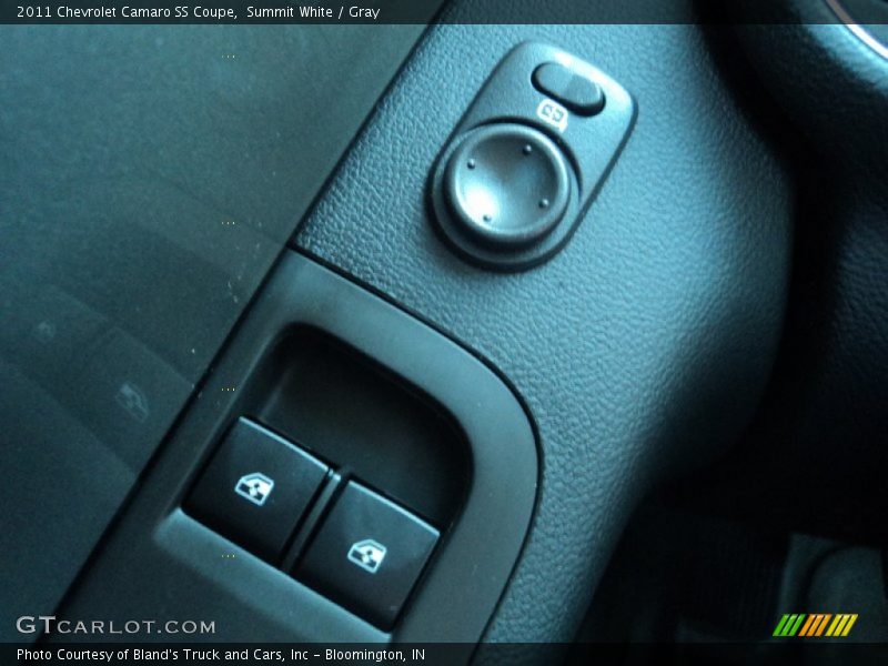 Summit White / Gray 2011 Chevrolet Camaro SS Coupe