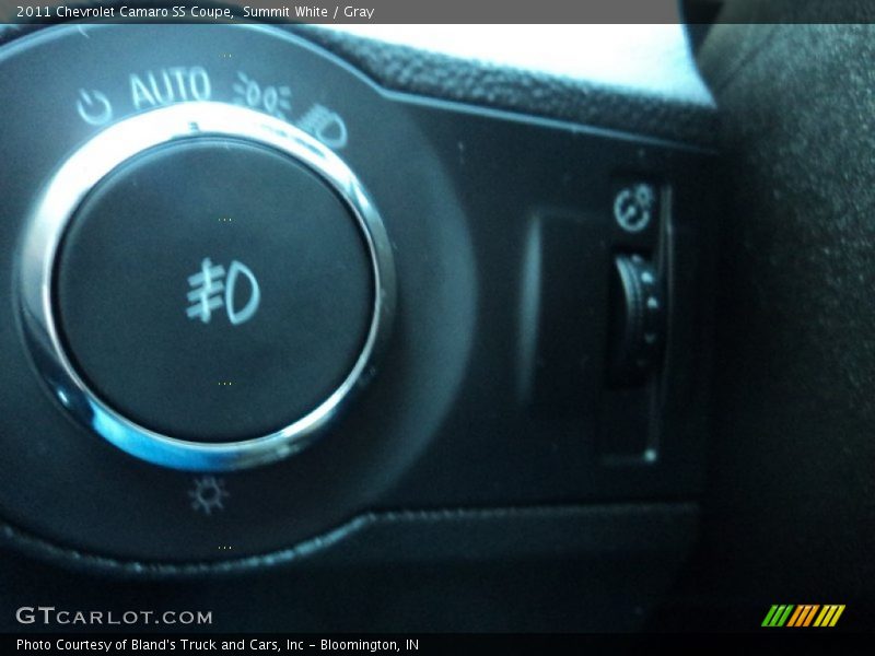 Summit White / Gray 2011 Chevrolet Camaro SS Coupe