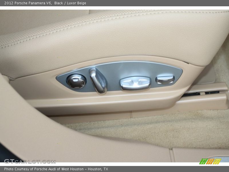 Front Seat of 2012 Panamera V6