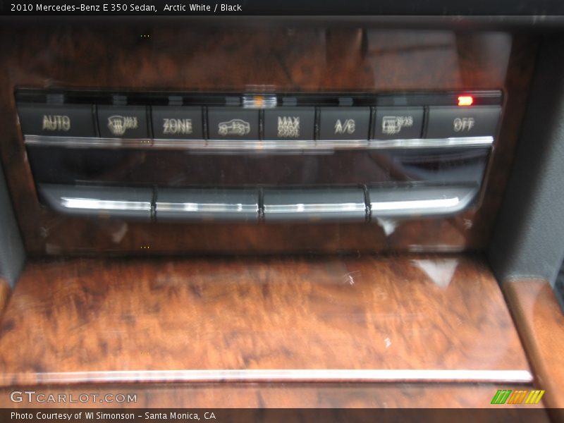 Arctic White / Black 2010 Mercedes-Benz E 350 Sedan