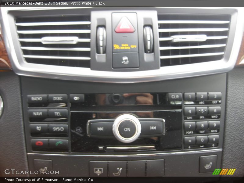 Arctic White / Black 2010 Mercedes-Benz E 350 Sedan